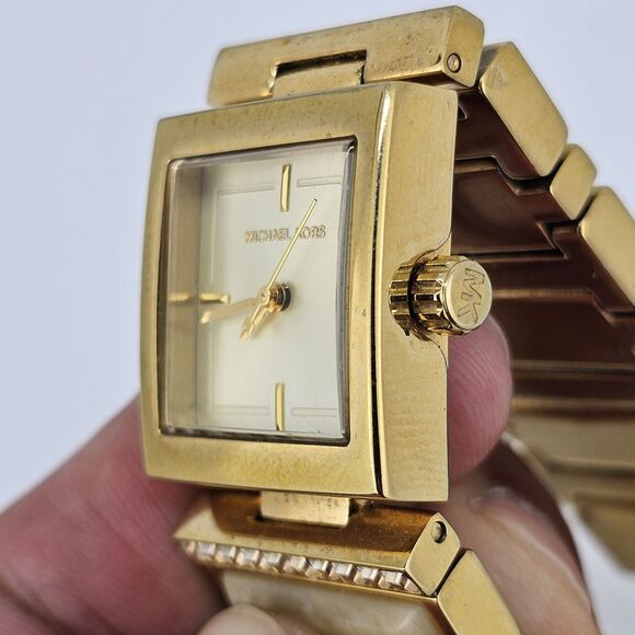 Michael Kors Women's Watch 24MM Gold Dial Gold Bracelet 6" New Battery - Picture 6 of 15